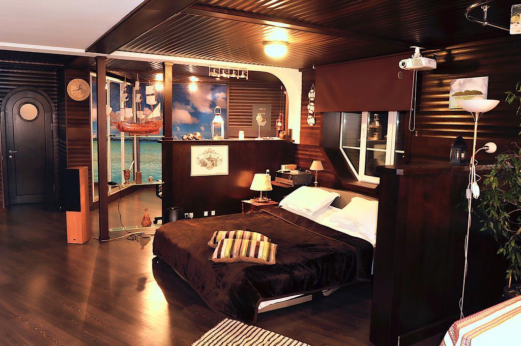 The Sky Loft Appartement Kiev Buitenkant foto